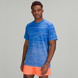 LULULEMON MENTAL VENT TECH 2.0 SHIRT STATIC STORM STRIPED BLUE/BLAZER BLUE LARGE